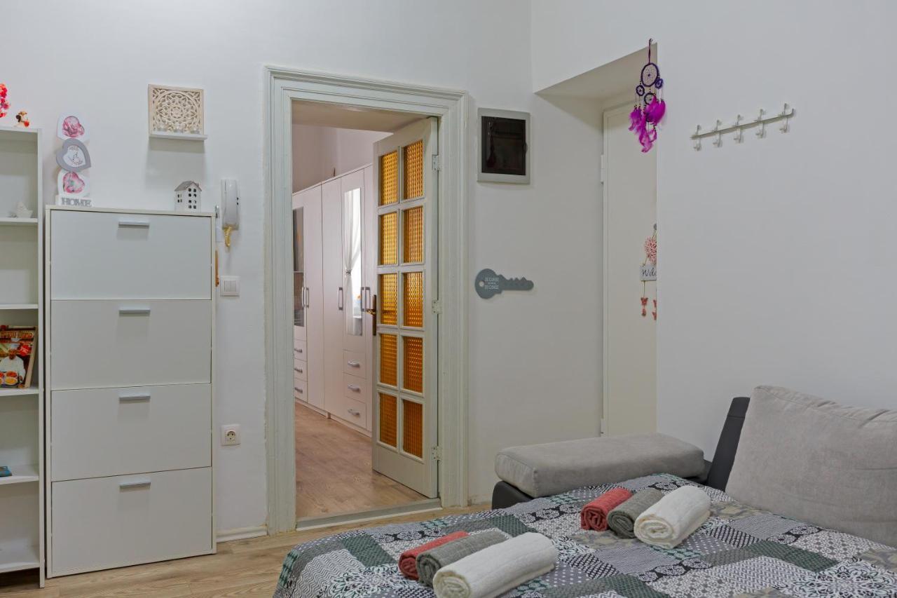 Rich Apartment Πούλα Εξωτερικό φωτογραφία